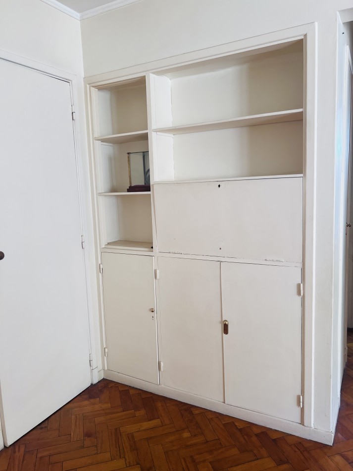 ¡SEMIPISO DE 3 AMPLIOS AMBIENTES EN EXCELENTE UBICACION!