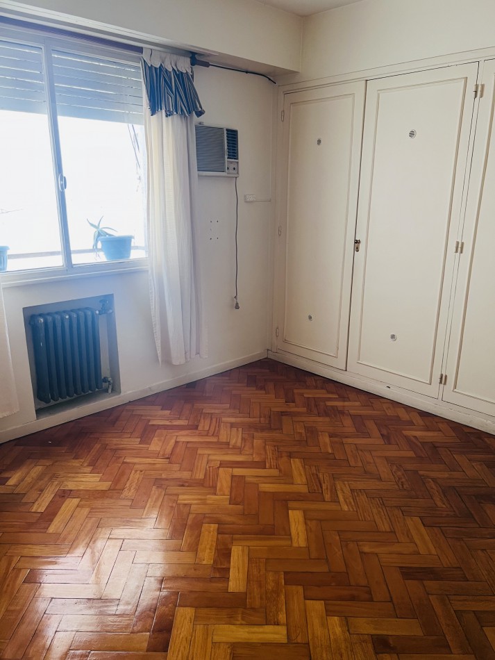 ¡SEMIPISO DE 3 AMPLIOS AMBIENTES EN EXCELENTE UBICACION!