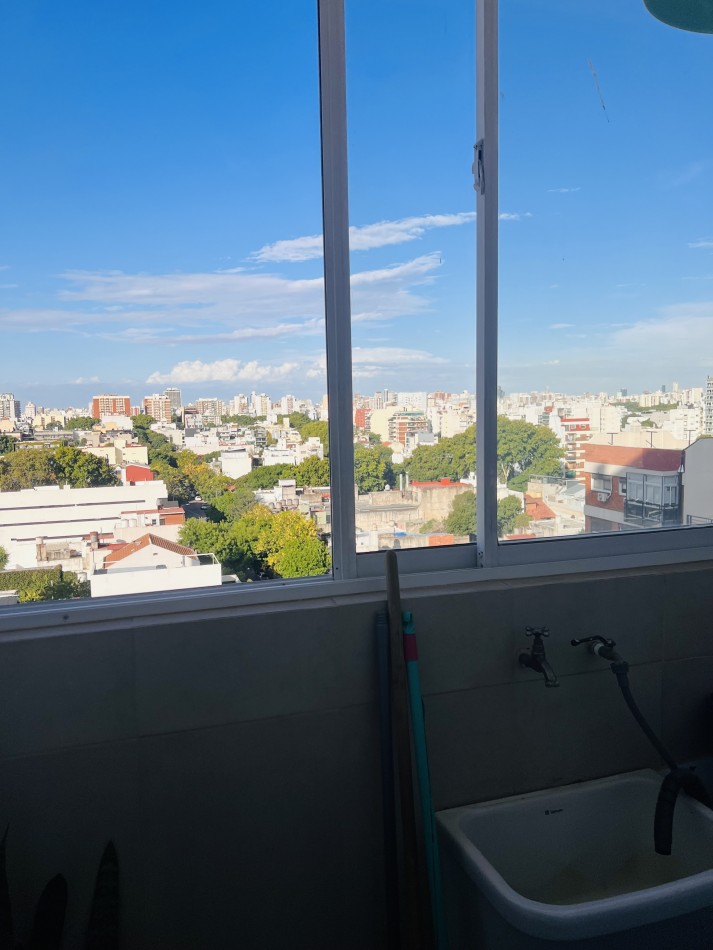 ¡¡Hermoso 2 ambientes en venta en Villa Urquiza con excelente vista y luminosidad!! ¡Reciclado!