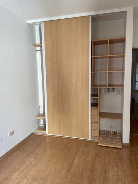 Excelente depto con cochera en alquiler