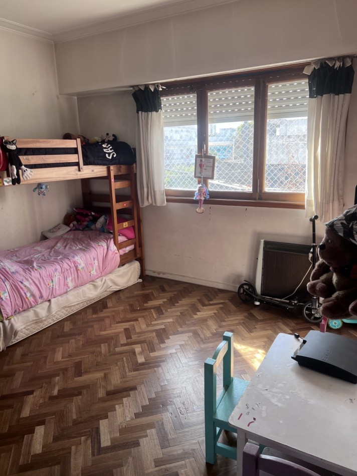 Departamento de 3/4 ambientes al frente en excelente ubicacion!