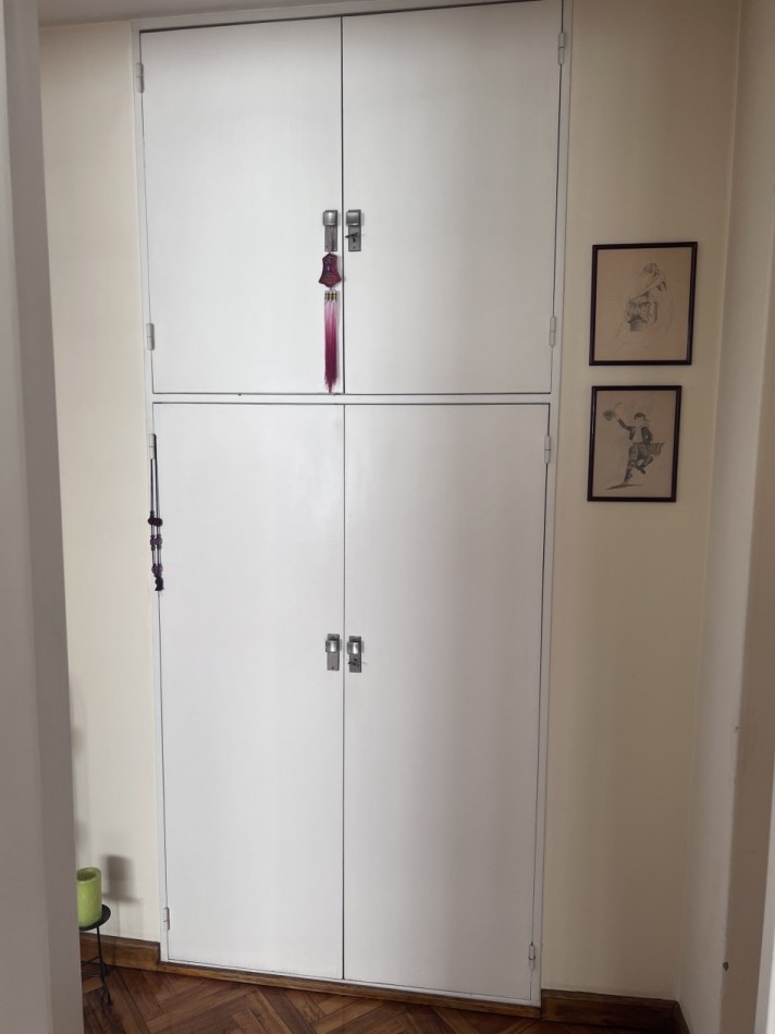 3 Amb con Dependencia y Cochera Al Frente en Villa Devoto! Impecable! Luminoso! Apto Profesional.