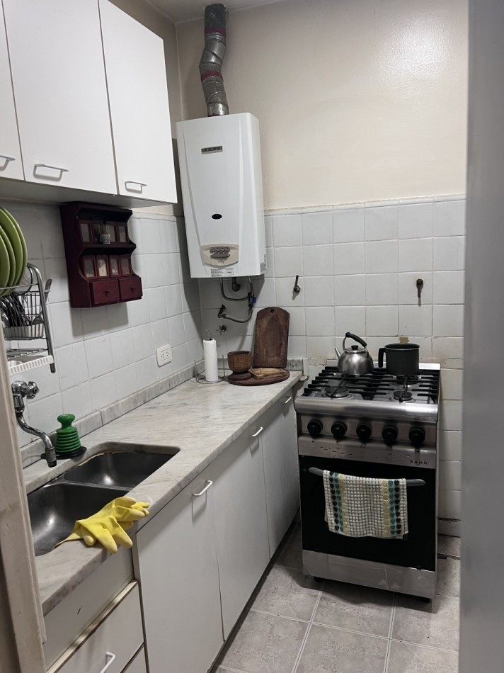 ¡SEMIPISO DE 3 AMPLIOS AMBIENTES EN EXCELENTE UBICACION!