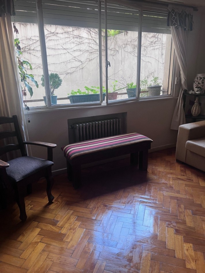 ¡SEMIPISO DE 3 AMPLIOS AMBIENTES EN EXCELENTE UBICACION!